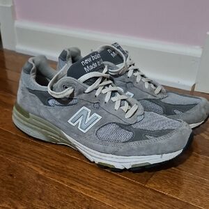 New Balance Men's Gray Suede Mesh Sneakers